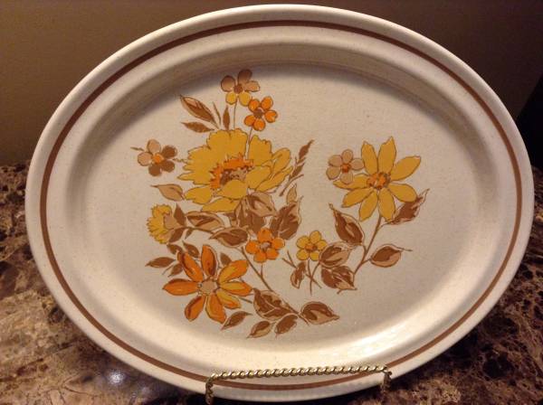 Arklow Brendan Stoneware Serving Platters Covered Sugar Bowl & Creamer 1