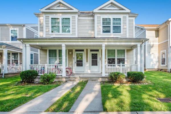 $1,214 / 2br - On-Site & Street Parking, 24 Hr On-Call Maintenance (1710 Calumet Ave, Niagara Falls, NY)63925201900802123