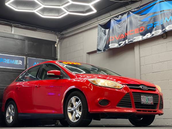 2013 Ford Focus - Título Limpio, ¡MÁS DE 30 REGISTROS DE SERVICIO! - $5,999 (Advanced Premier Auto LLC)63618484248449120