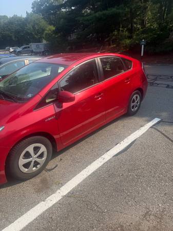 2013 Toyota Prius carfax pics listed - $14,500 (Maynard)63469916952451122