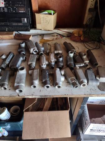 Conduit body /fitting unilets for electric work (new) 1