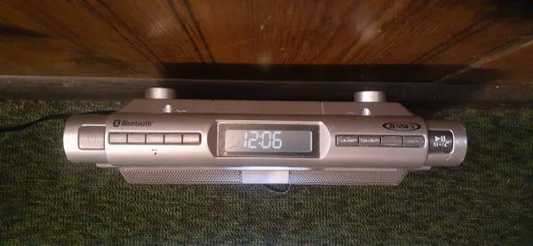 Jensen Under Counter Universal Bluetooth Music System 1