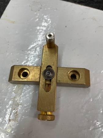 StewMac Precision Router Edge Guide 1