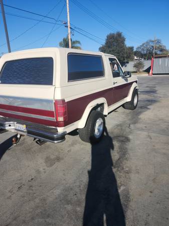 1985 Ford Bronco XLT - $14,950 (Gardena)63618277328387121