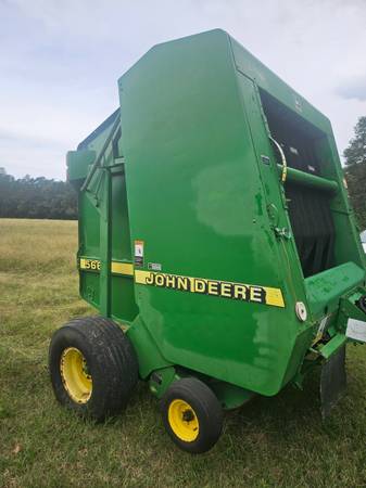 Round Hay bailer 1