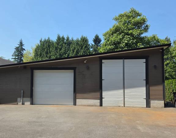 WORK/STORAGE SHOPS FOR RENT 1