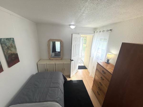 $795 / 1 habitación - ¡Acogedora habitación privada completamente amueblada en alquiler! (Miami Gardens)63379638590849123