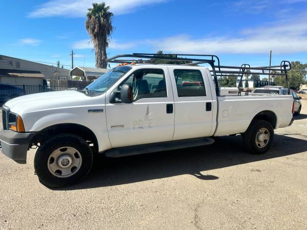 2006 Ford F350 Crew Cab - Photo 2
