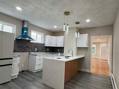 $1,250 / 3br - 982ft2 - For Rent: This is a renovated 3 bed/ 1 bath apartment (Providence, RI)64002828231169121