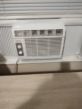 5,000 BTU Window A/C 1