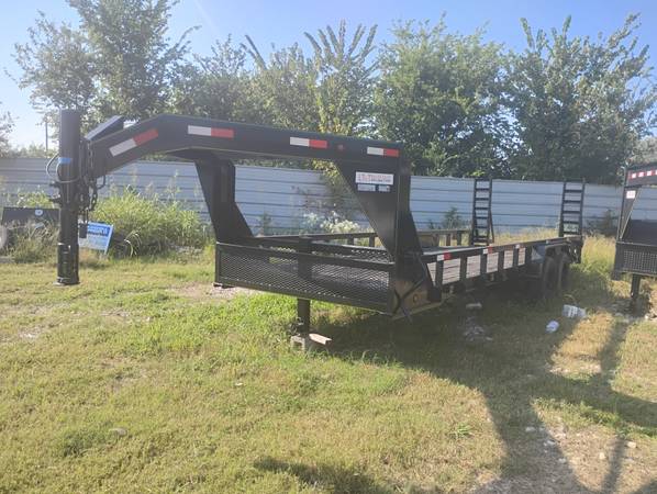 24 ft lowboy trailer 1