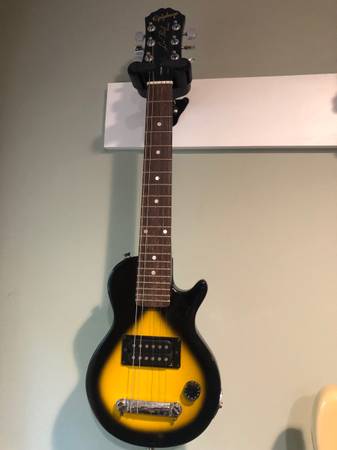 Epiphone pee wee Les paul 1