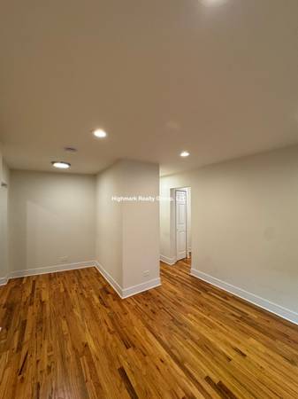 $1,200 🌊🕯️🌸Whispers of the Lake ✨ Renovated Studio Retreat🌊🕯️🌸 (Chicago)64041645774338124