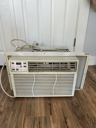Window AC Unit 1