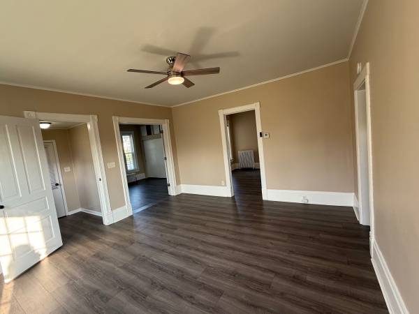 $1,200 / 2br - 1148ft2 - 2+ Bedroom with attached garage on north side (Manitowoc)63813311582081121