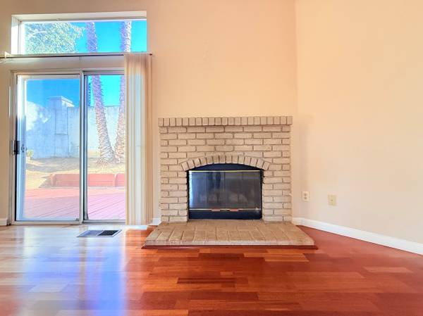 $2,995 / 3br - 1420ft2 - Gorgeously remodeled home 3-bedrm, 2-bath home in Pittsburg near BART (pittsburg / antioch)64000755182467123