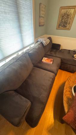 Medium grey microfiber super soft L sectional Like New ! 1
