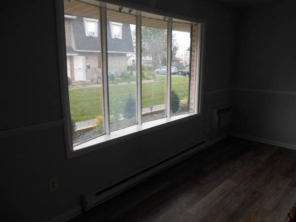 $1,700 / 3br - You Pay Rent & Electric Only (East Allentown)64010160762627122