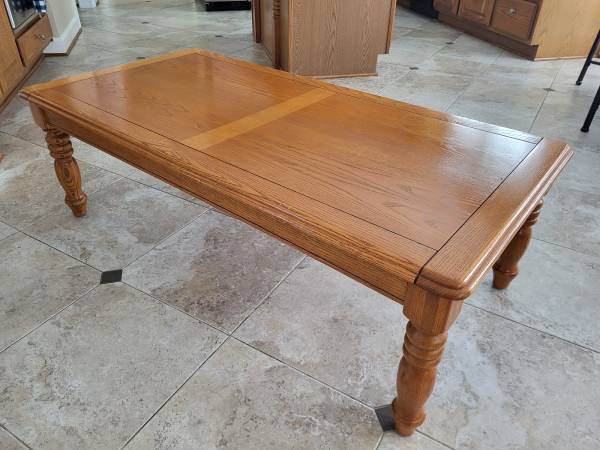 Oak Coffee Table & Oak End Tables 1