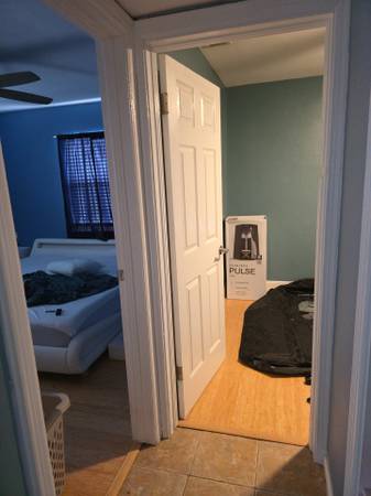 $600 / 4br - 1500ft2 - Nice Room Avail in a week or so St Pete 33713  Cool Positive Vibes (St Pete)63991085436163121