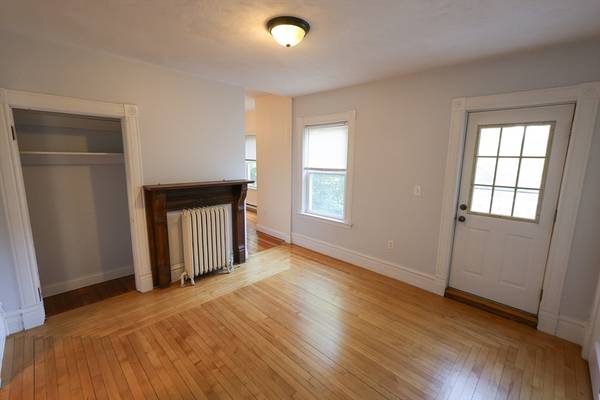 $2,800 / 2br - Dorchester 2 Bed/1 Bath Apartment | Grampian Way (Dorchester)64213548892931123