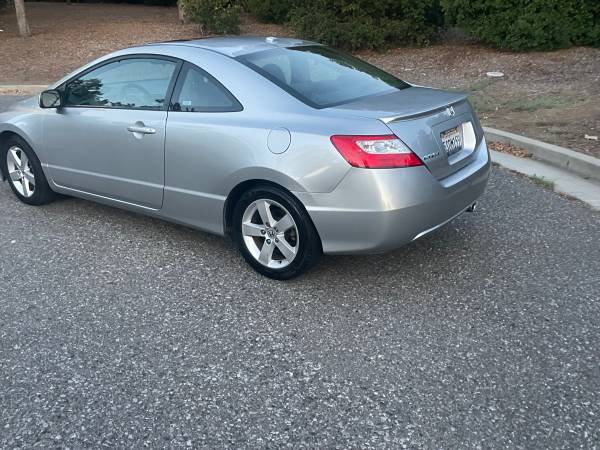 2006.  Honda.  Civic Two door coupe. And very good condition. - $4,700 (san jose east)63613207918337122