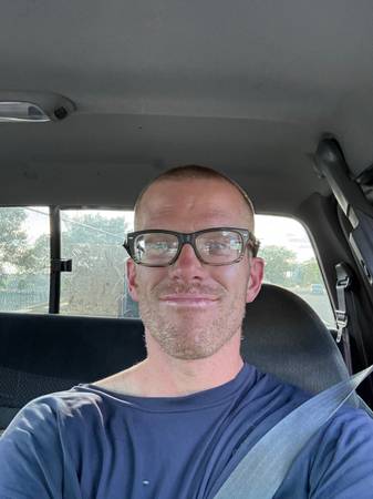Looking for work I got truck (West palm beach)63685533256321122