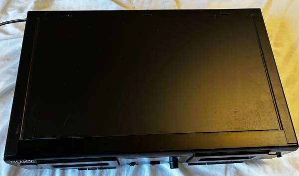 Reproductor de casetes Sony - $100 (Sur de San José)63436174889603121
