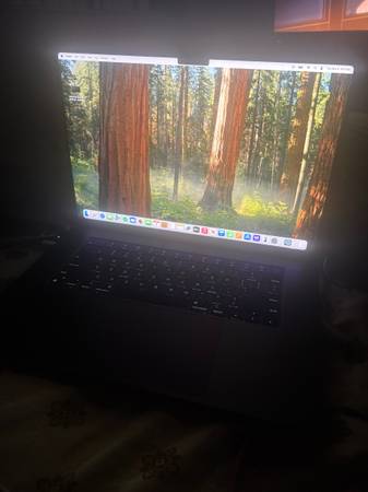 MacBook Pro 16-in 2023 1