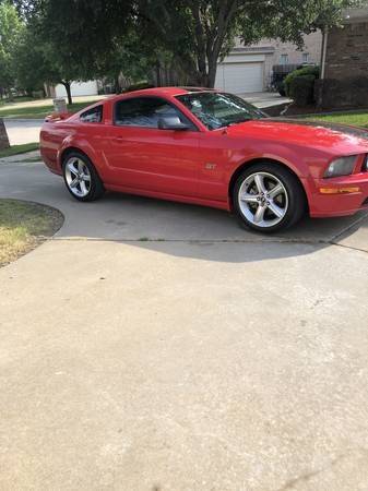 2007 Ford Mustang 1