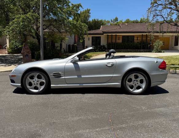 If you’re looking for an immaculate SL500, this is it! - $13,995 (Beverly Hills)63470048935425123