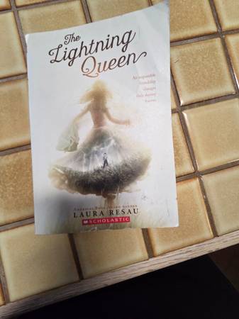 The Lightning Queen by Laura Resau  / Scholastic book 1