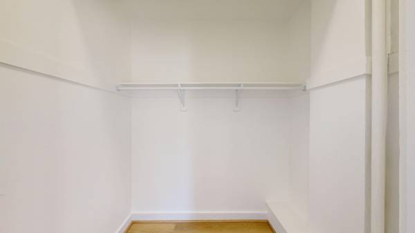 $1,545 / 246ft2 - Spacious Studio with Walk-In Closet! Unit 212 (downtown / civic / van ness)63668111775233122