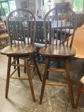 Set of 2 Barstools - Swivel with Backs - Bar Height 65187 1