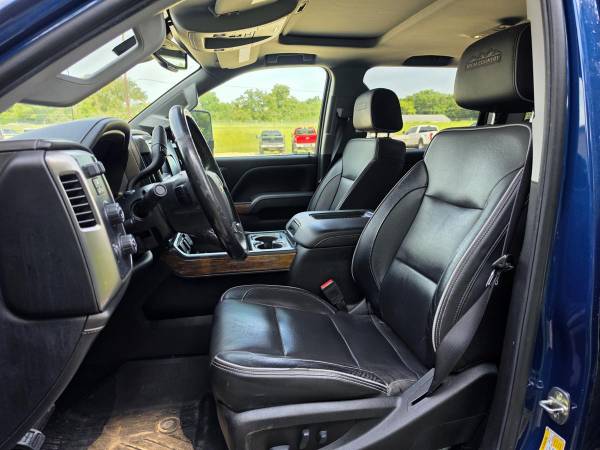 2019 Chevrolet Silverado HD - Photo 13