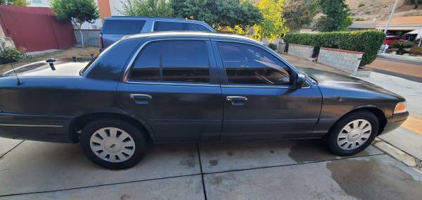 2005 Ford Crown Victoria Police Interceptor - $2,500 (Sylmar)63615899898113120