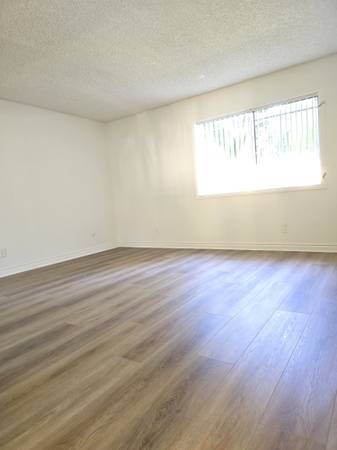 $820 / 1br - 675ft2 - 1 BED 1 BATH APARTMENT FOR RENT (Glendale)63812226637825120