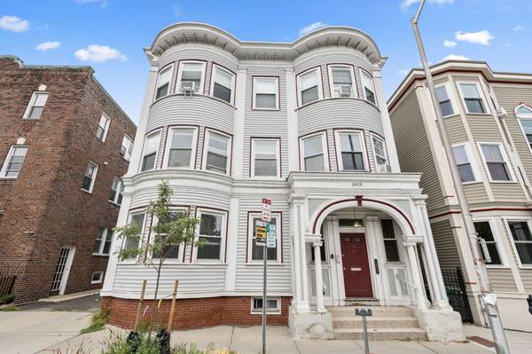 $6,000 / 4br - Inman Square 4 Bed/2 Bath Spacious Apartment | Near Fenway (Inman Square)63699276537347120
