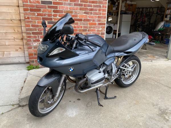 BMW R1100S