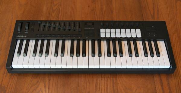 Novation Launchkey 49 MK4 Midi Controller 1