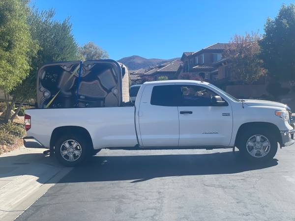 MOVING/JUNK SERVICES AFFORDABLE SERVICES READY NOW CALL 3239073762 NOW 1