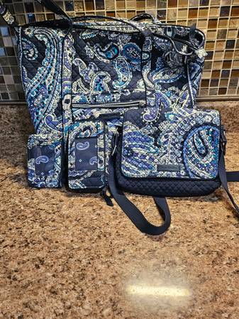 VERA BRADLEY 1
