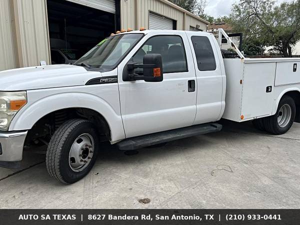 2016 Ford F-350 Chassis — Sharp Price, Ready for Work 1