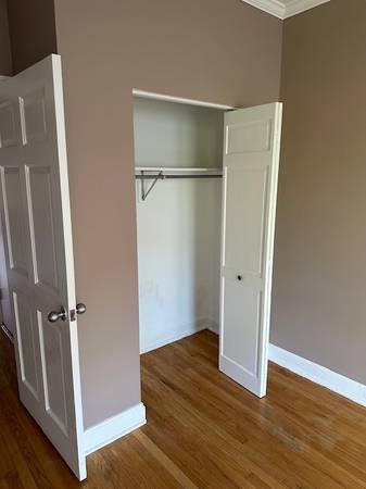 $1,150 / 2br - 900ft2 - Large 2 bed, 1 blk to bus, 3 blks to train - incl. heat (Ridge Ave - Rogers Park)63918415316611123