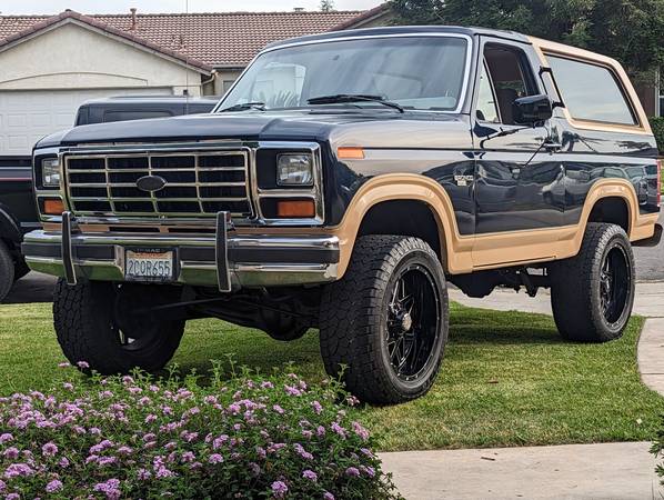 1986 Ford bronco " Eddie Bauer" 1