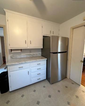 $1,600 / 3br - 1170ft2 - (24 feet x 14 feet) with Electricity New Cordless Blinds in all Window (Henrico, VA)64027111527809123