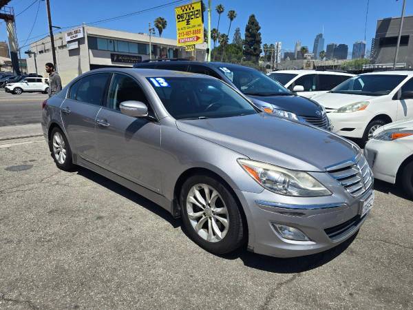 2013 HYUNDAI GENESIS - $8,980 (Los Angeles)63623857625473122