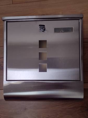 Mailboxes  Locking Post Mount Mailbox w/ magazine holder 1