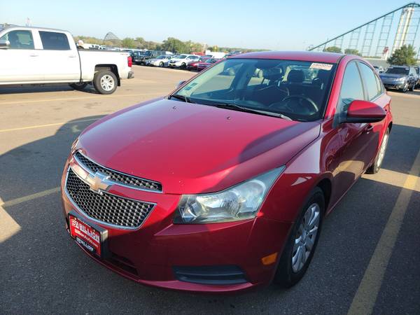 2011 Chevrolet Cruze LT 4dr sedan 4cyl 1 owner WELL MAINTAINED nice! 1