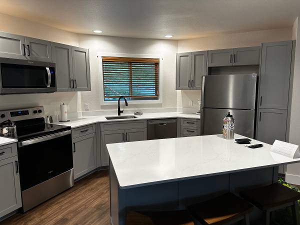 $1,200 / 2br - 780ft2 - Semana del Día del Presidente en Wapato Point en alquiler (Manson)63743484623107121